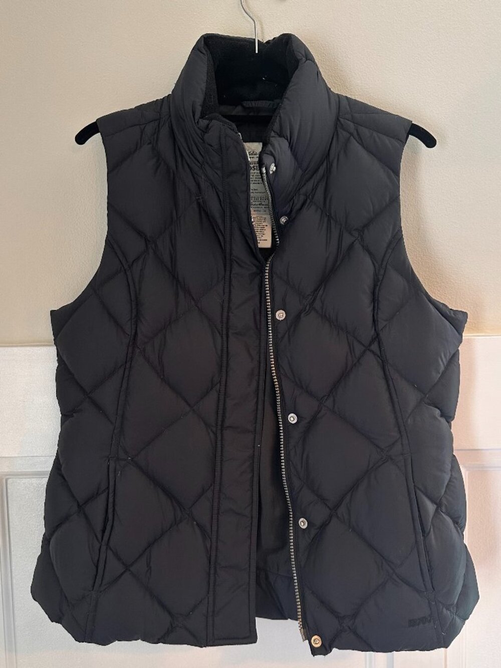 Eddie Bauer Premium Quality Goose Down Puffer Vest - Black - Medium